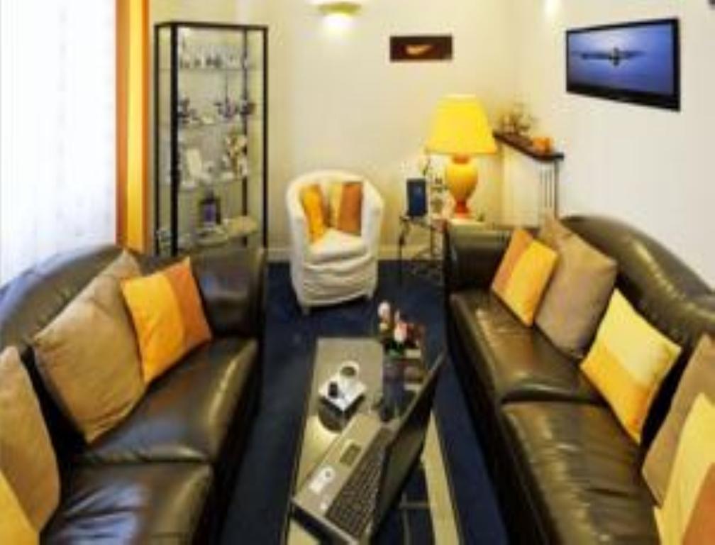 Hotel Central Лорьян Экстерьер фото